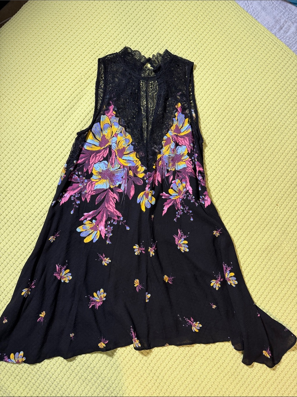 Free People Black Floral Lace-Trim Asymmetrical Tunic Dress